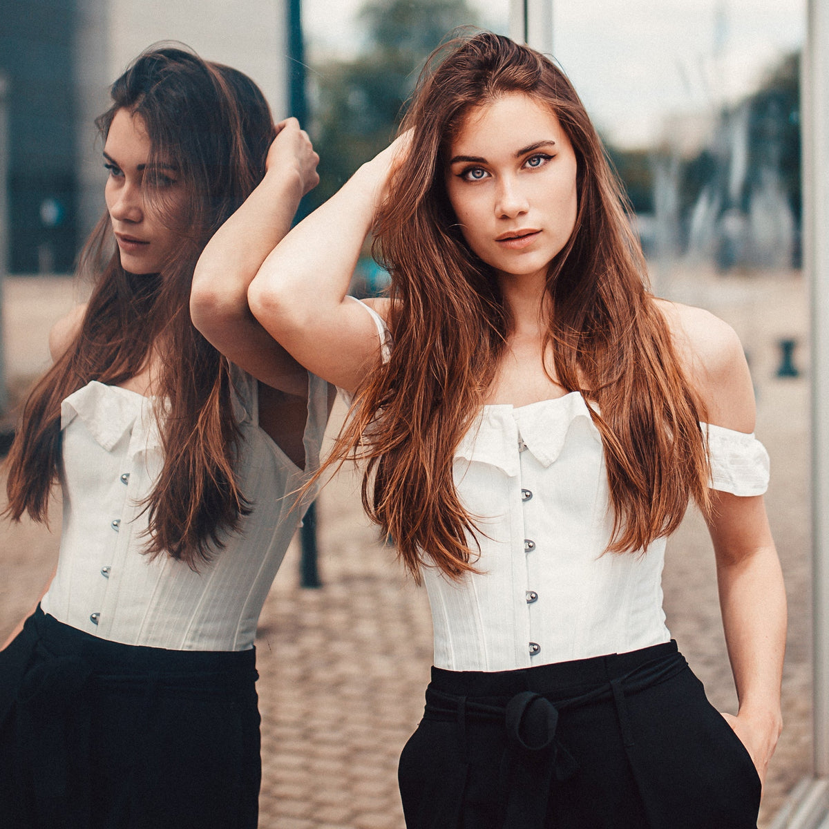 White Cotton Straight Bustline Corset Top With Off The Shoulder Sleeves