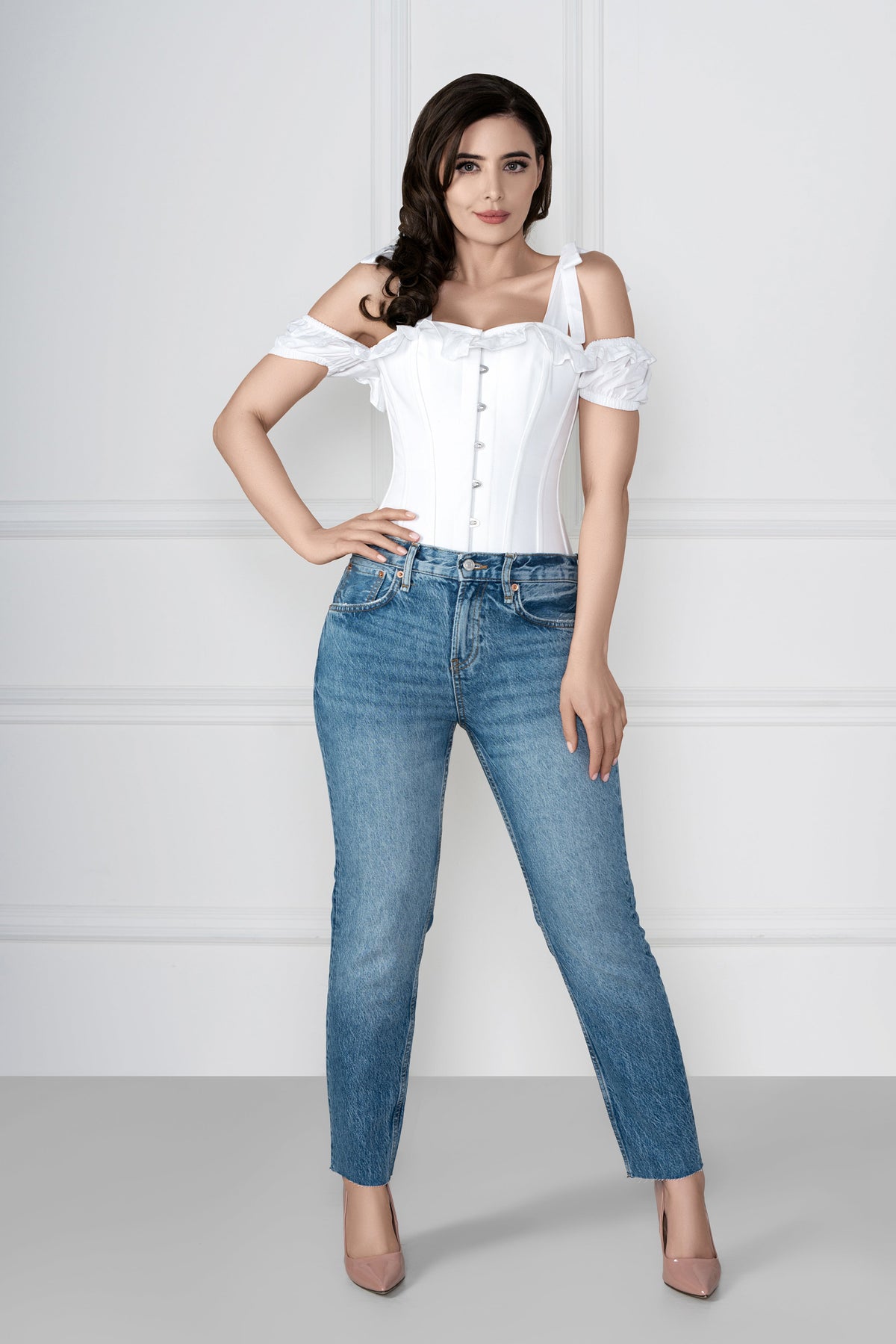 White Cotton Overbust With Sleeves And Shoulder Straps