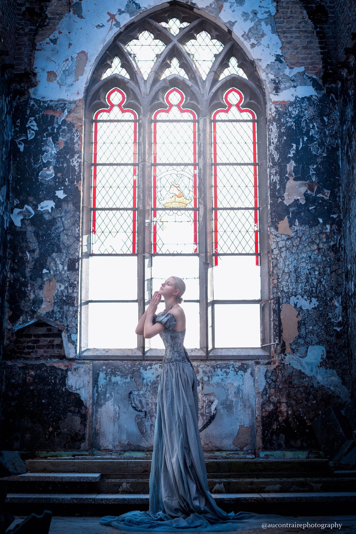 Blue Print Overbust Corset With Detachable Sleeves