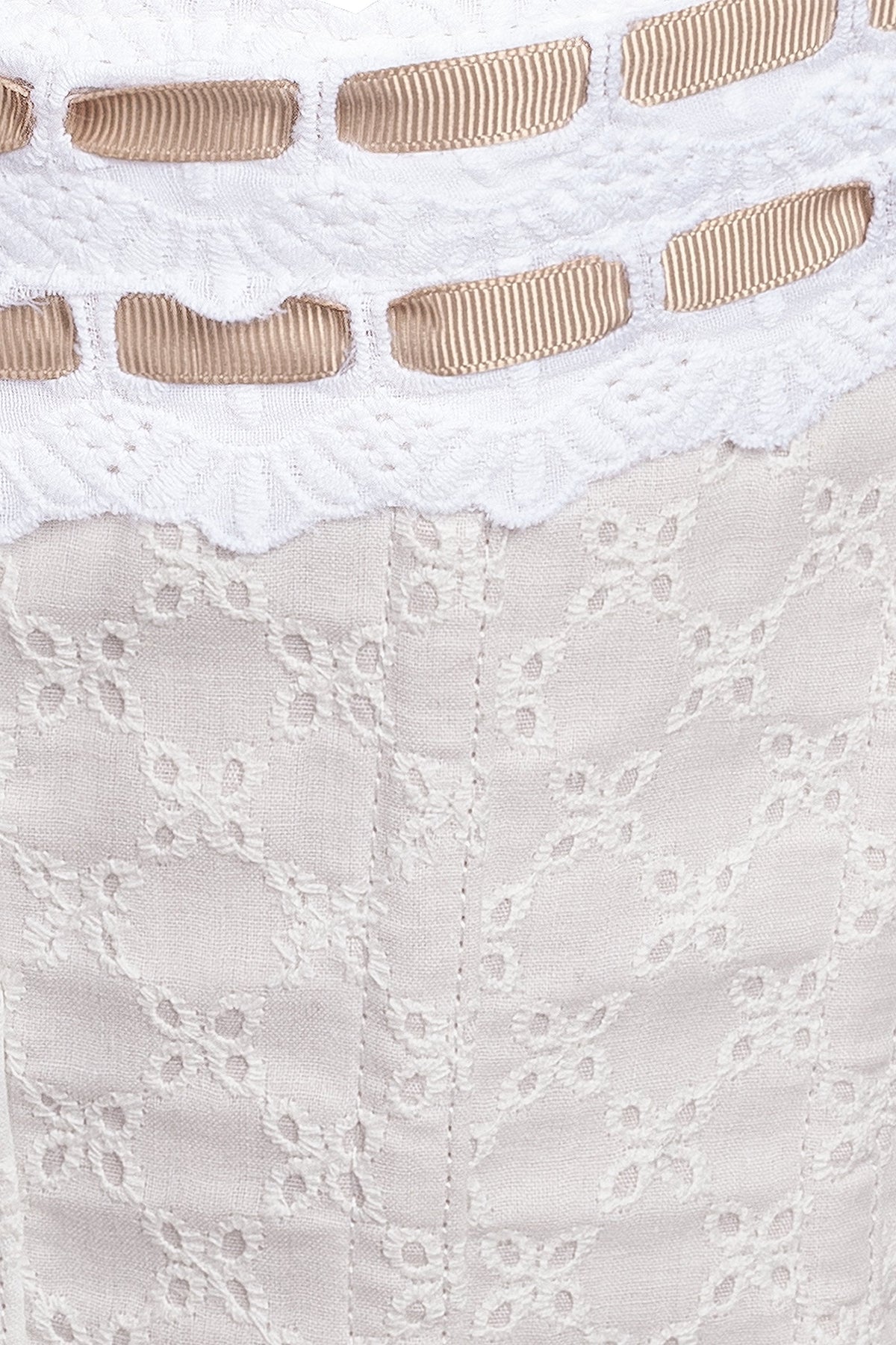 Vintage Inspired Straight Line Overbust With Ribbon Woven Through Lace Trim - Champagne